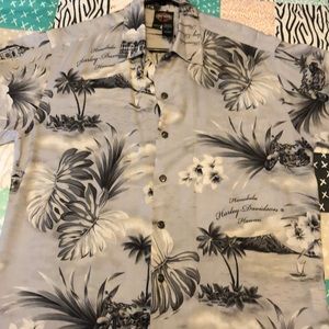 Men’s XS Harley dress shirt